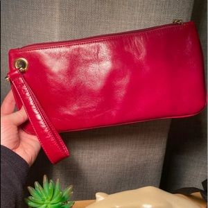 Adorable burgandy HOBO Leather wristlet/clutch 👜